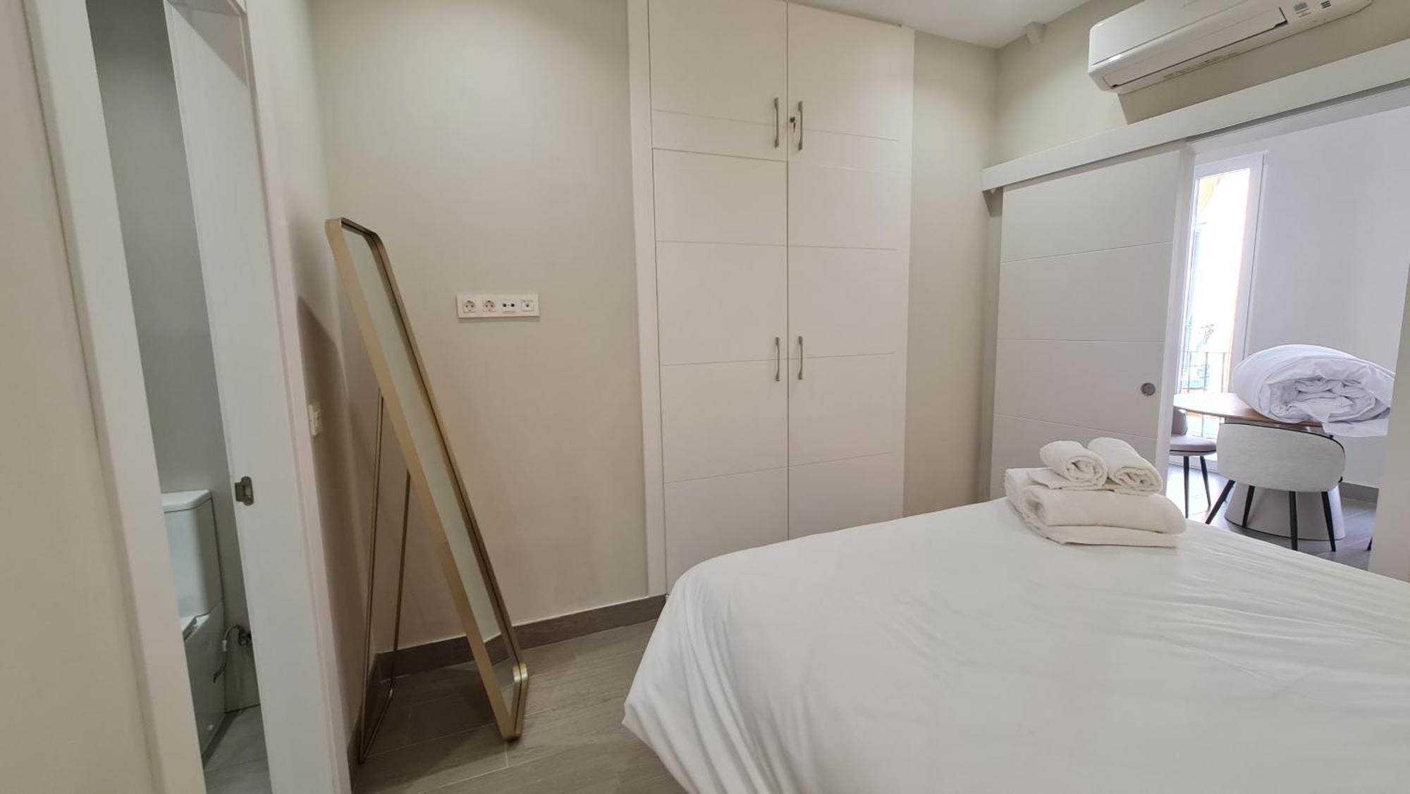 Navas 101 Cosmopolitan Loft Lägenhet Granada Exteriör bild